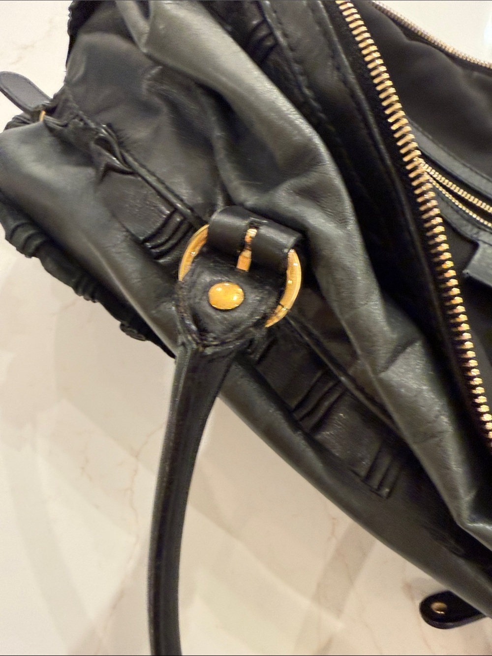 Gucci Black Leather Shoulder Bag with Gold Hardware and Ruffle Trim Accents - Picture 3 of 8